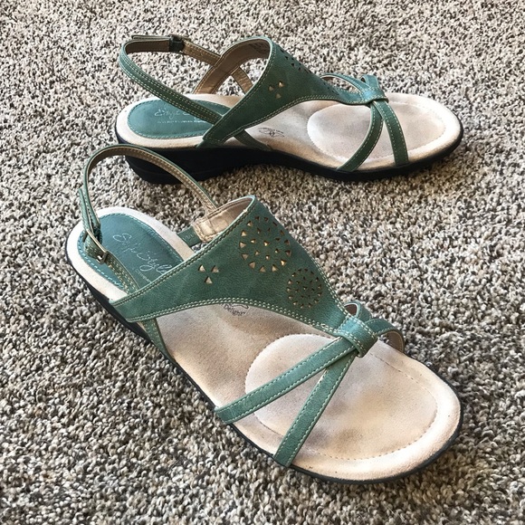 hush puppies soft style sandals